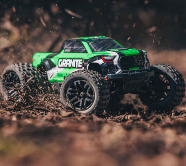 ARA2102T3 Arrma GRANITE GROM MEGA 4x4 Grün